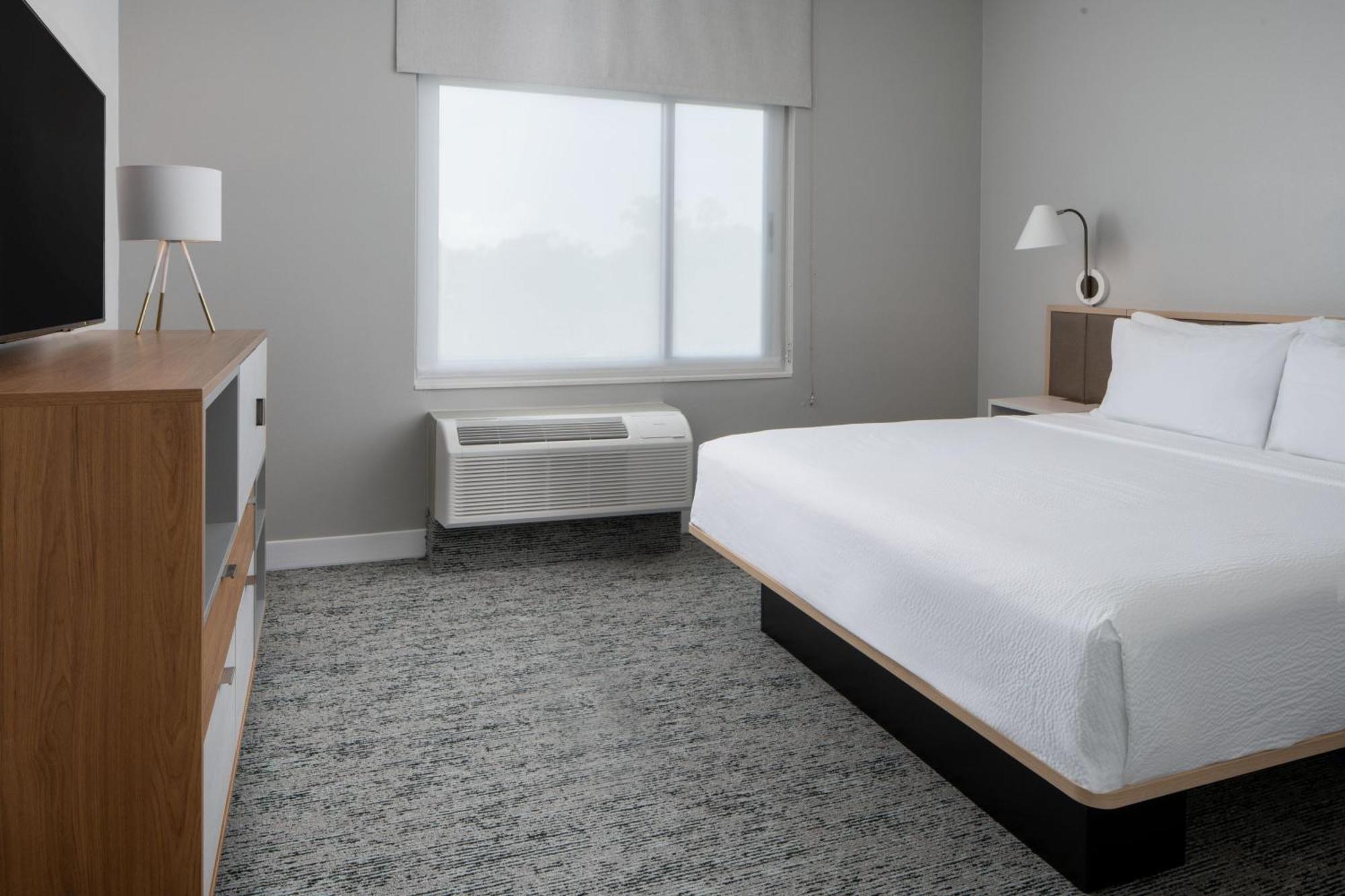 Towneplace Suites By Marriott Pensacola West I-10 Ferry Pass Eksteriør billede